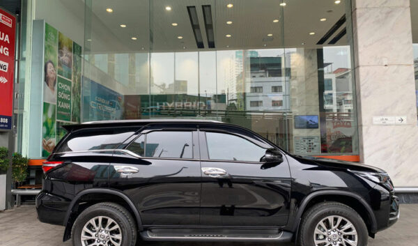 Toyota Fortuner 2.7 4x4 AT 2024