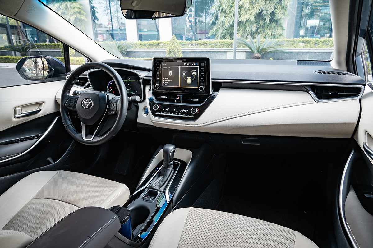 f03d58_16149154e2b84c0f9bb1f5a3660bec2emv2-1 Corolla-Altis-2023