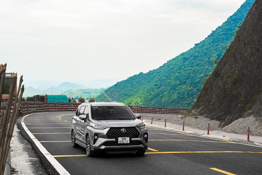 f03d58_5eb90ee53a9447cc90a5a4cfa77a9fb5mv2-1 Veloz Cross 2023