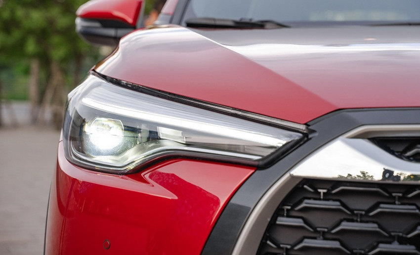 f03d58_91a32b787cd2459181e3b6a2694c48bamv2-1 Cụm đèn pha hiện đại và cá tính