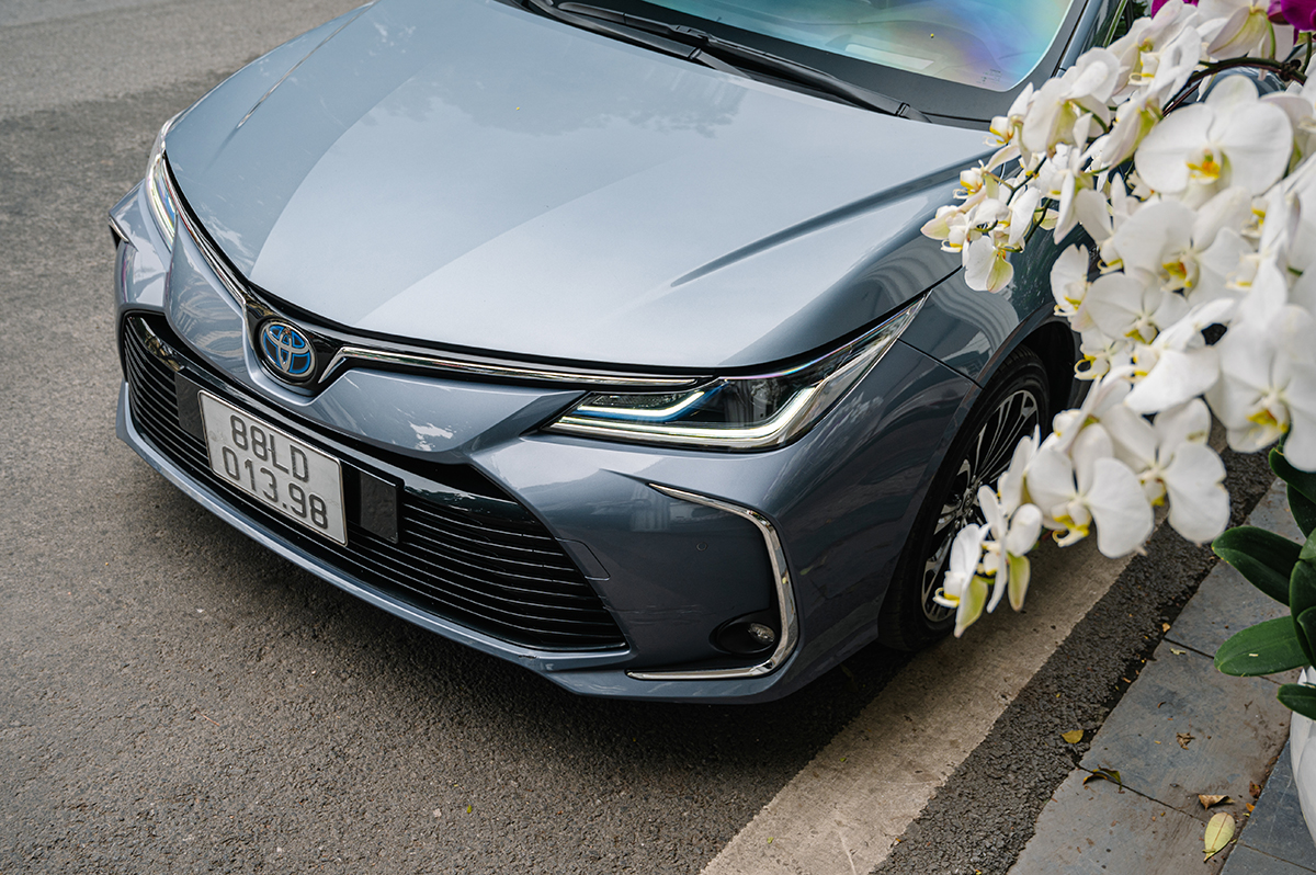 f03d58_aca0bf4e86f04e01b7b3c1e35a99cb13mv2-1 Corolla-Altis-2023