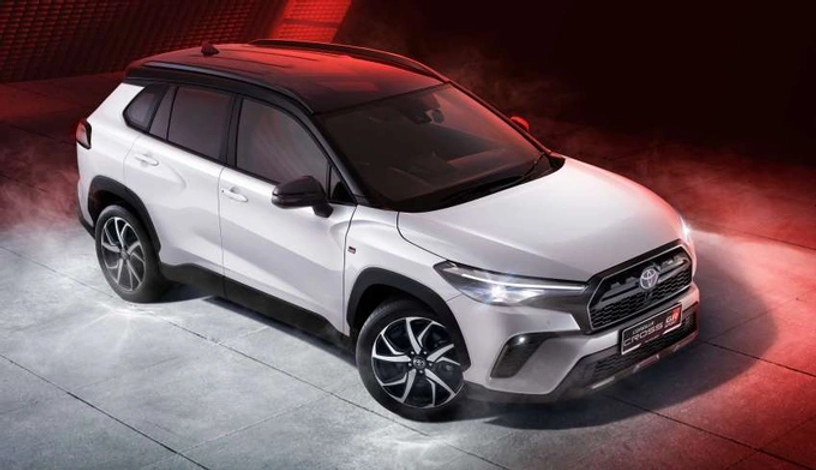 f03d58_b444cccff7184dbfb47a0e48425f3ff7mv2-1 Corolla-Cross-2023