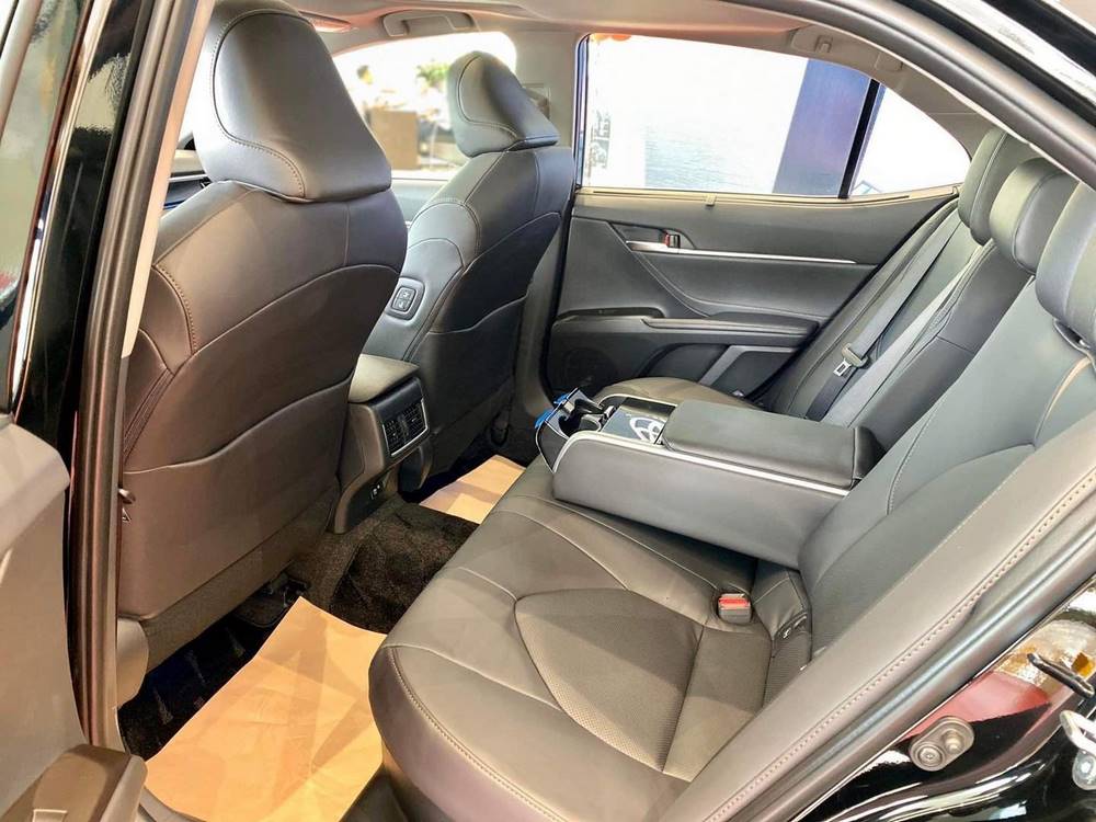 Thiết kế hàng ghế sau