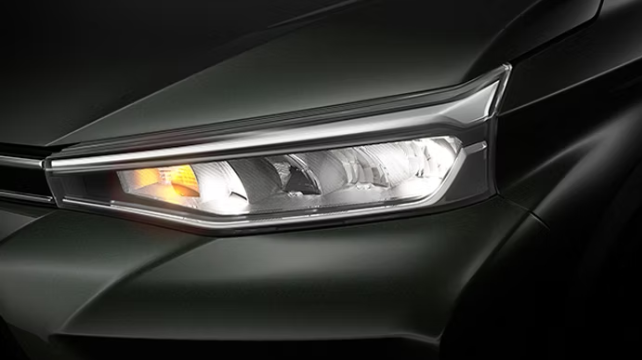 Cụm đèn trước