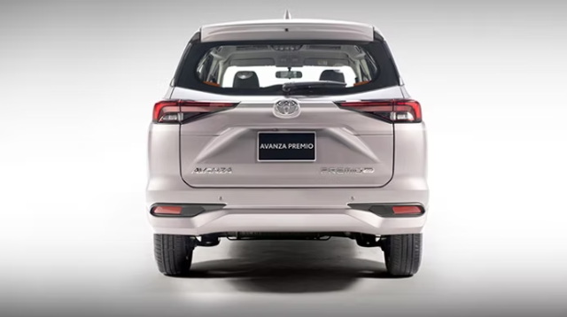 Thiết kế đuôi xe Avanza Premio