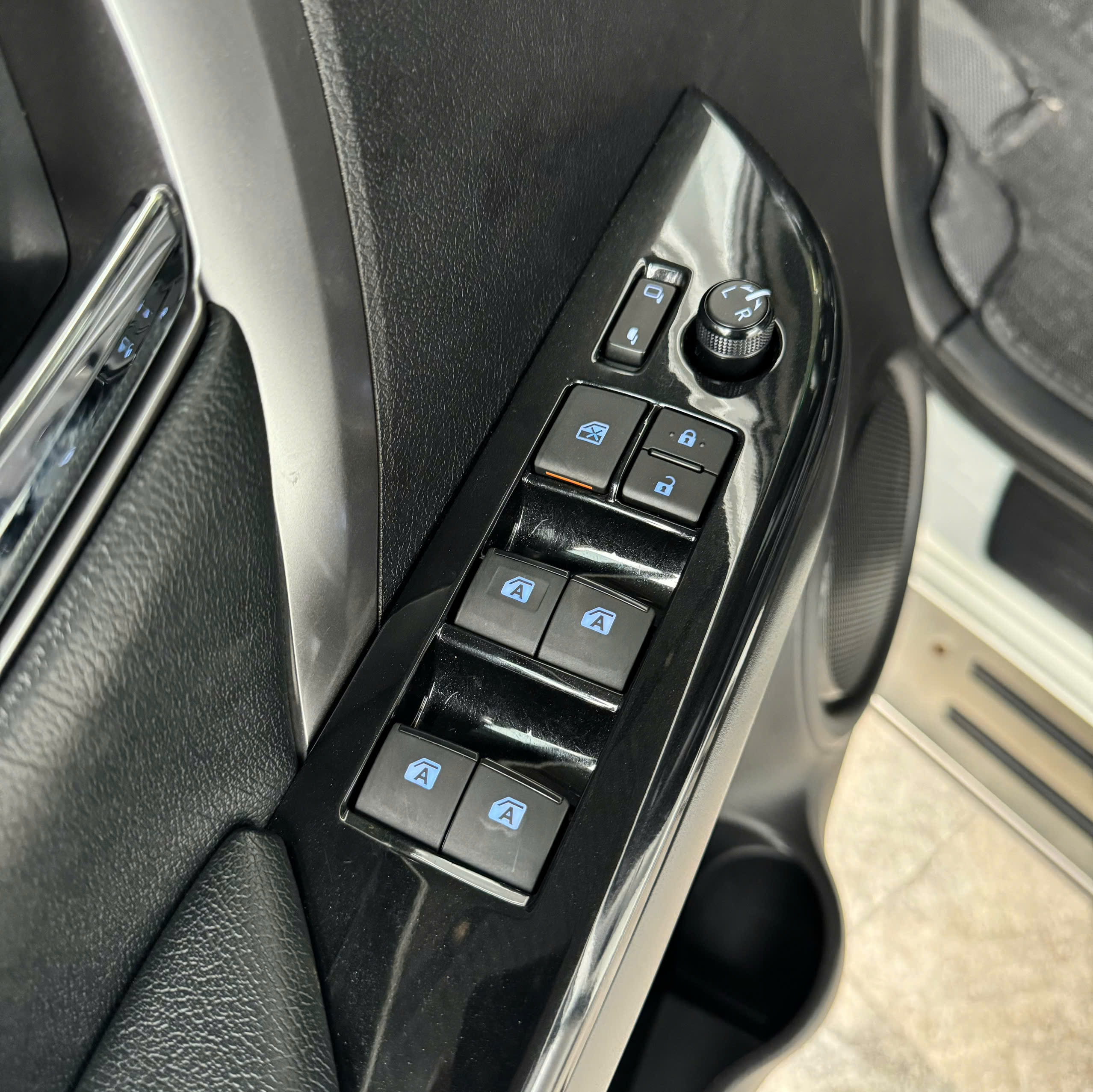 Toyota Fortuner 2024 - Ảnh 11