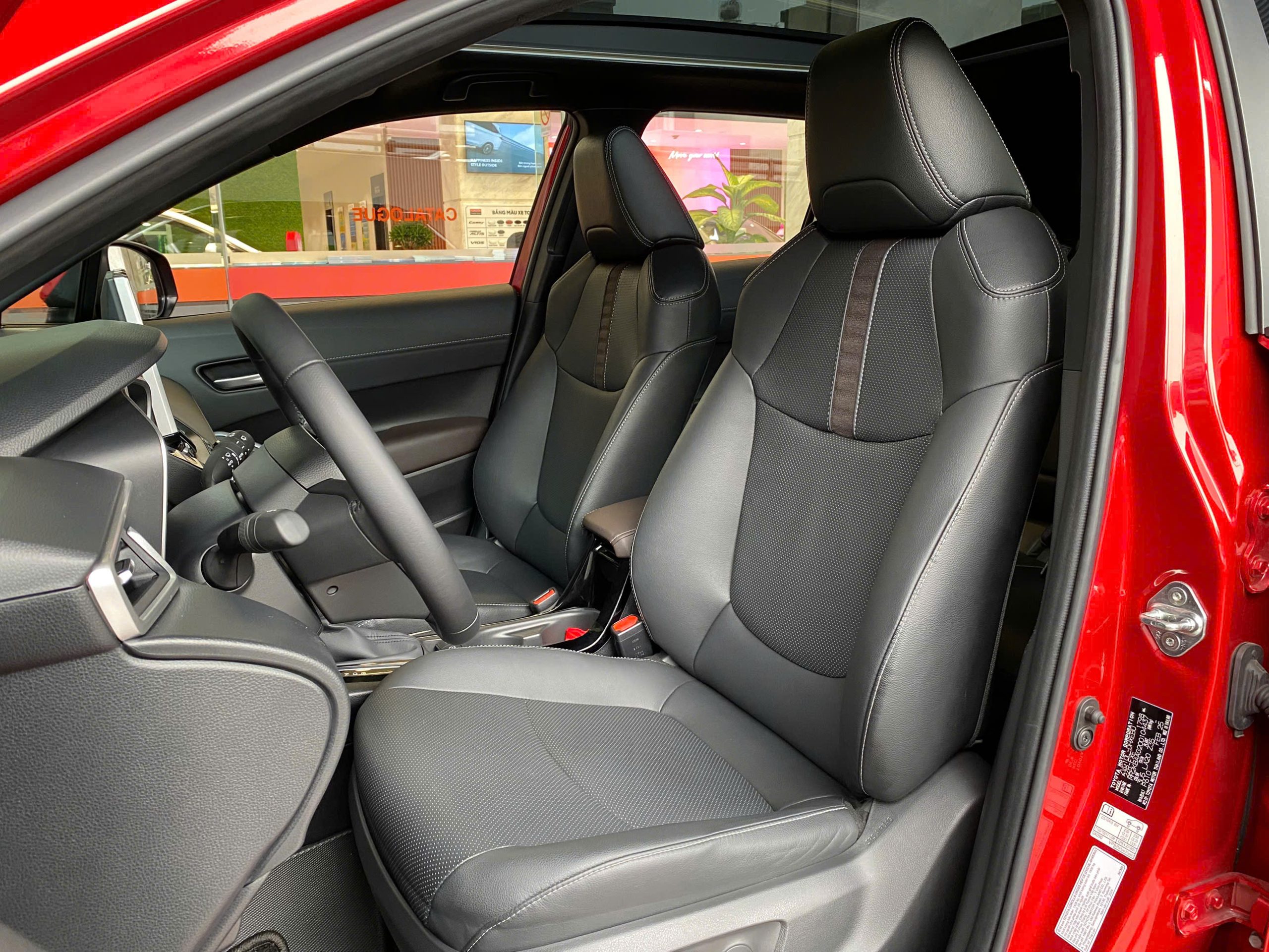 Corolla Cross HEV 2025 - Ảnh 22
