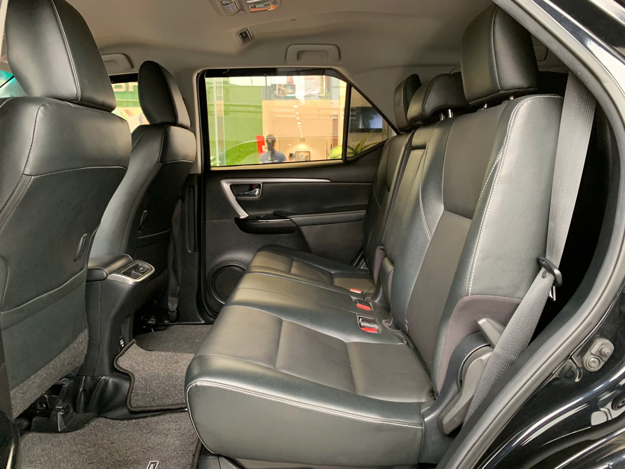 Toyota Fortuner 2022 - 2.4 AT - Ảnh 17
