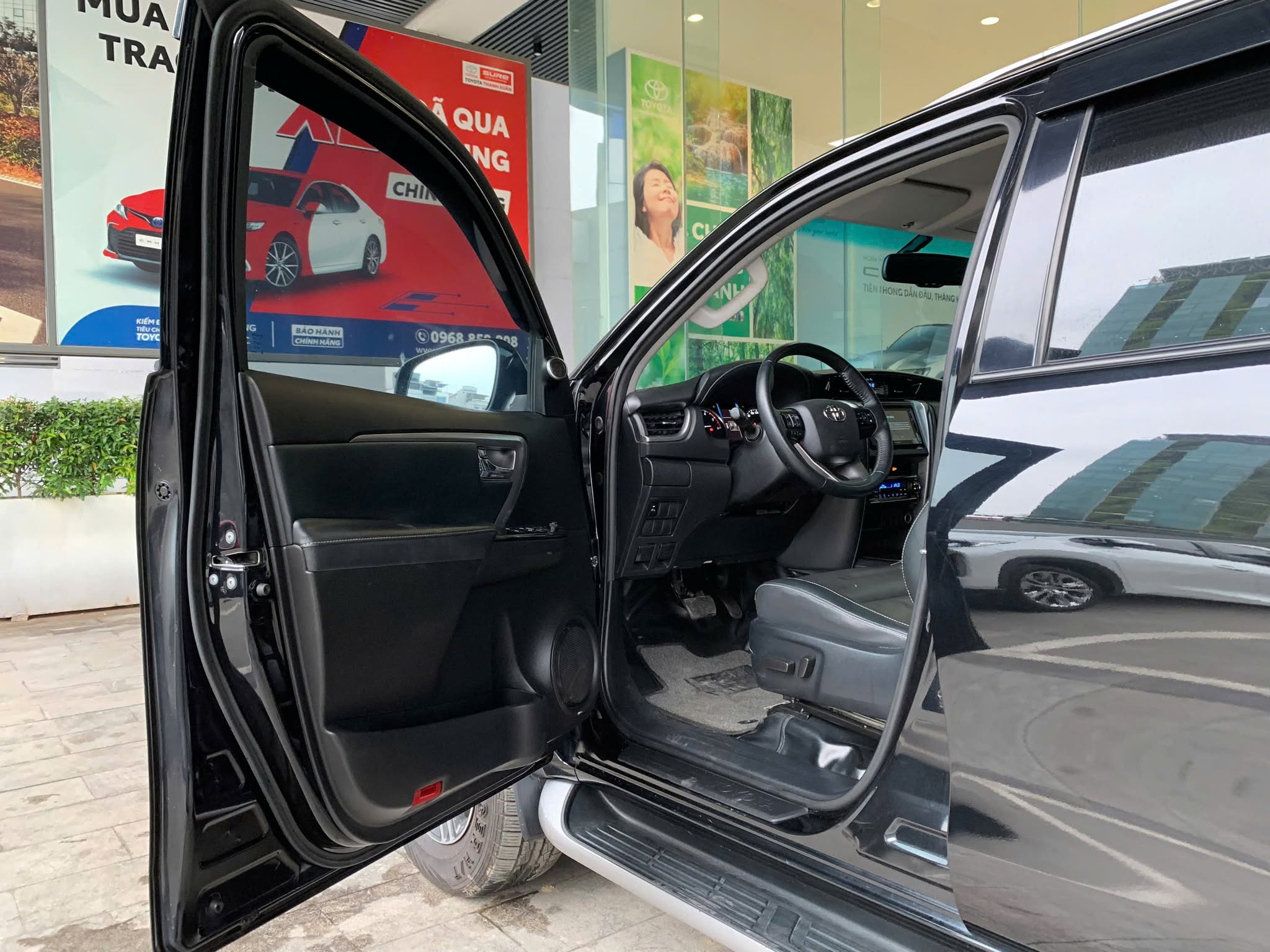 Toyota Fortuner 2022 - 2.4 AT - Ảnh 12