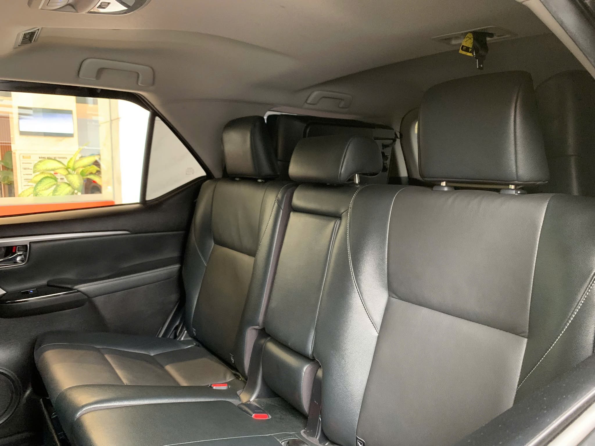 Toyota Fortuner 2022 - 2.4 AT - Ảnh 19