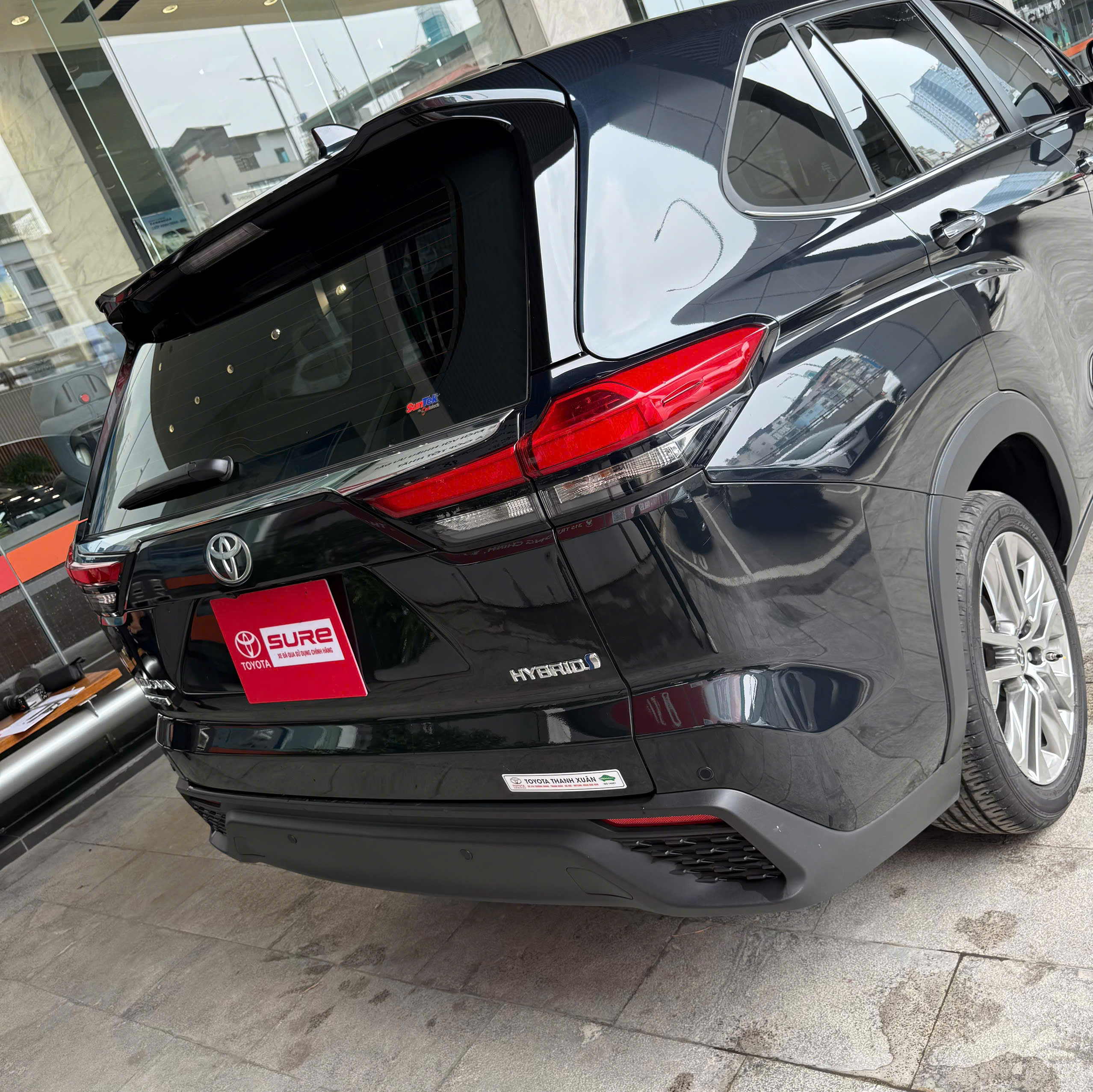 Innova Cross Hev 2025 - Ảnh 14