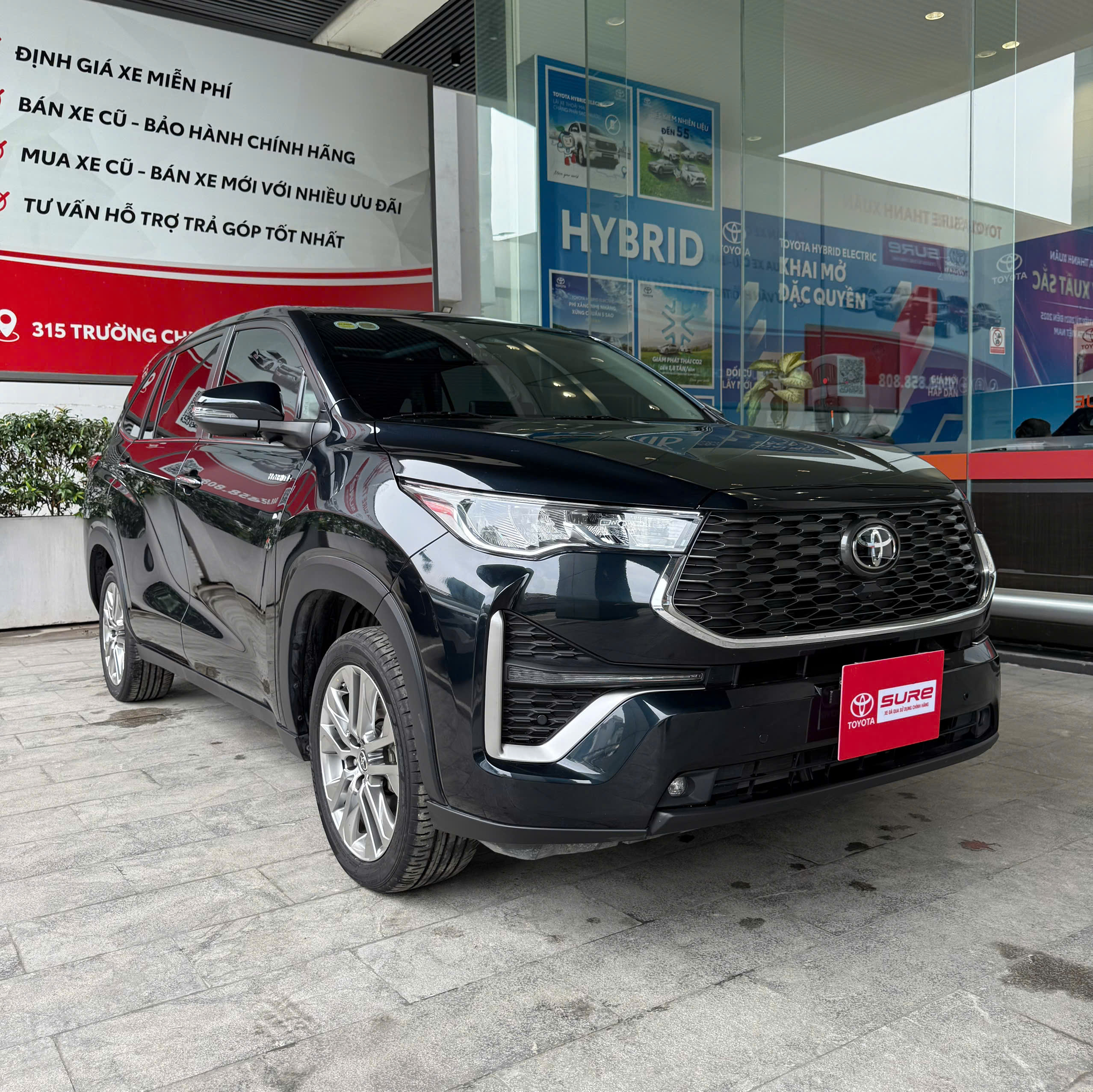 Innova Cross Hev 2025