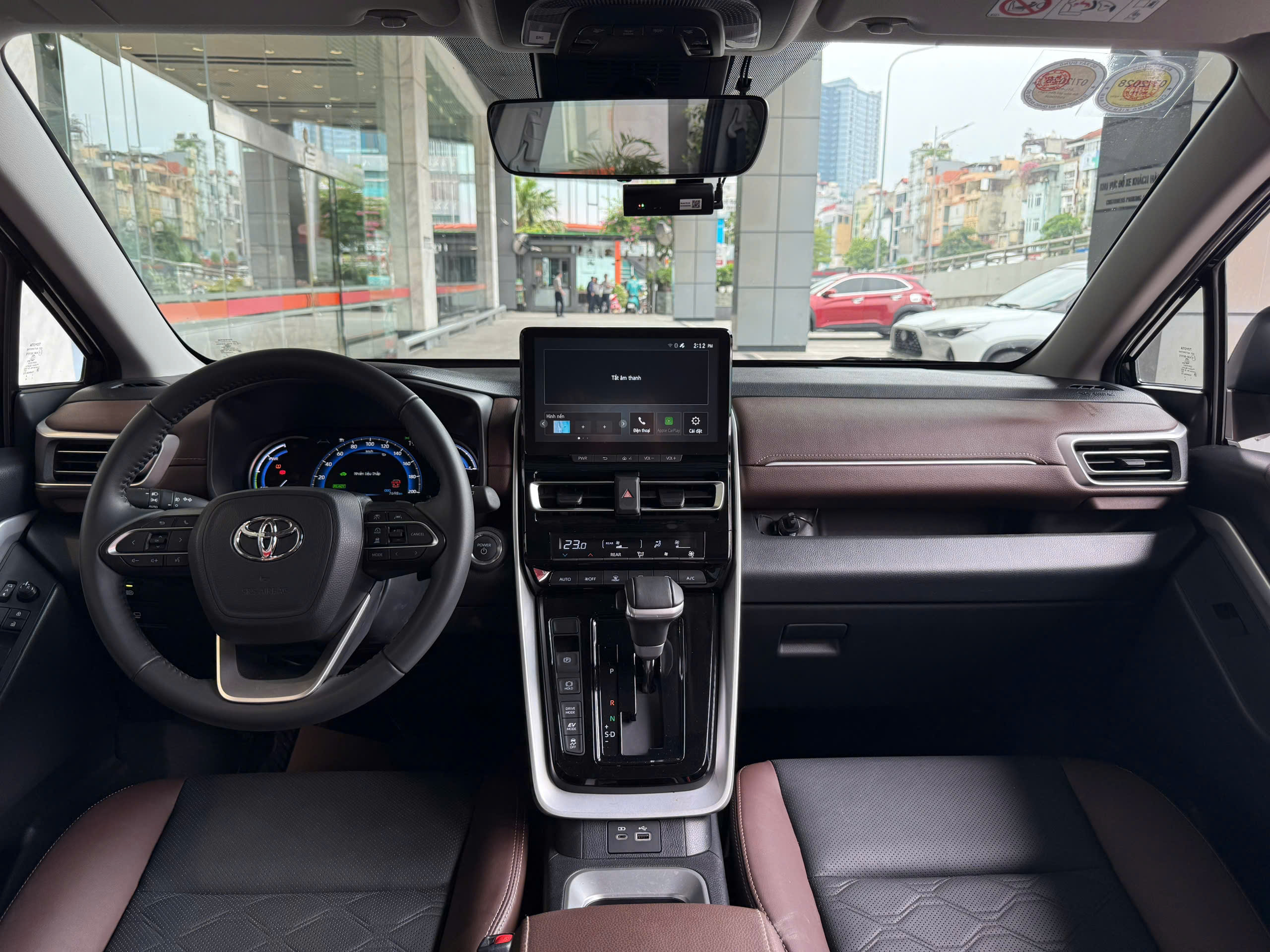 Innova Cross Hev 2025 - Ảnh 15