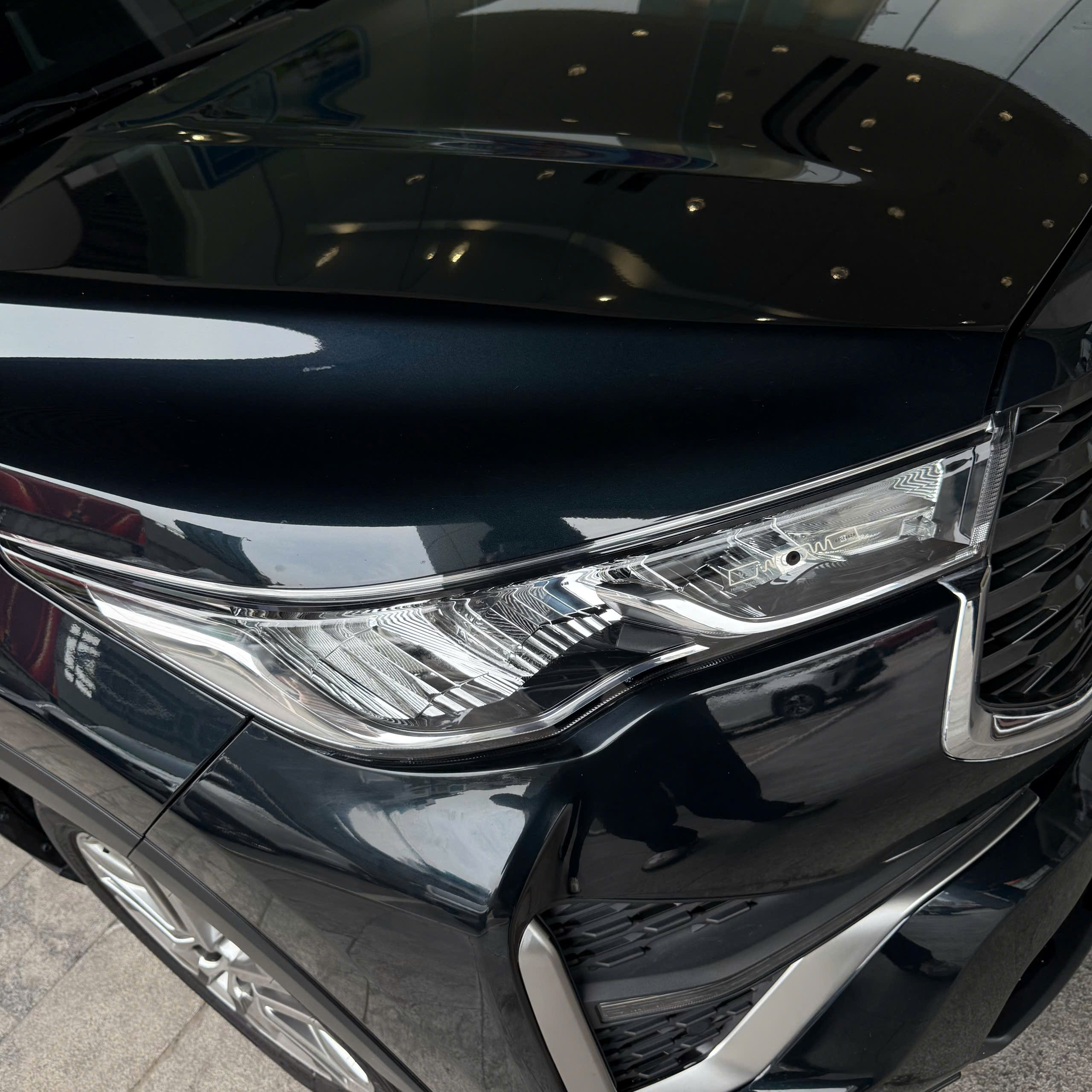 Innova Cross Hev 2025 - Ảnh 7