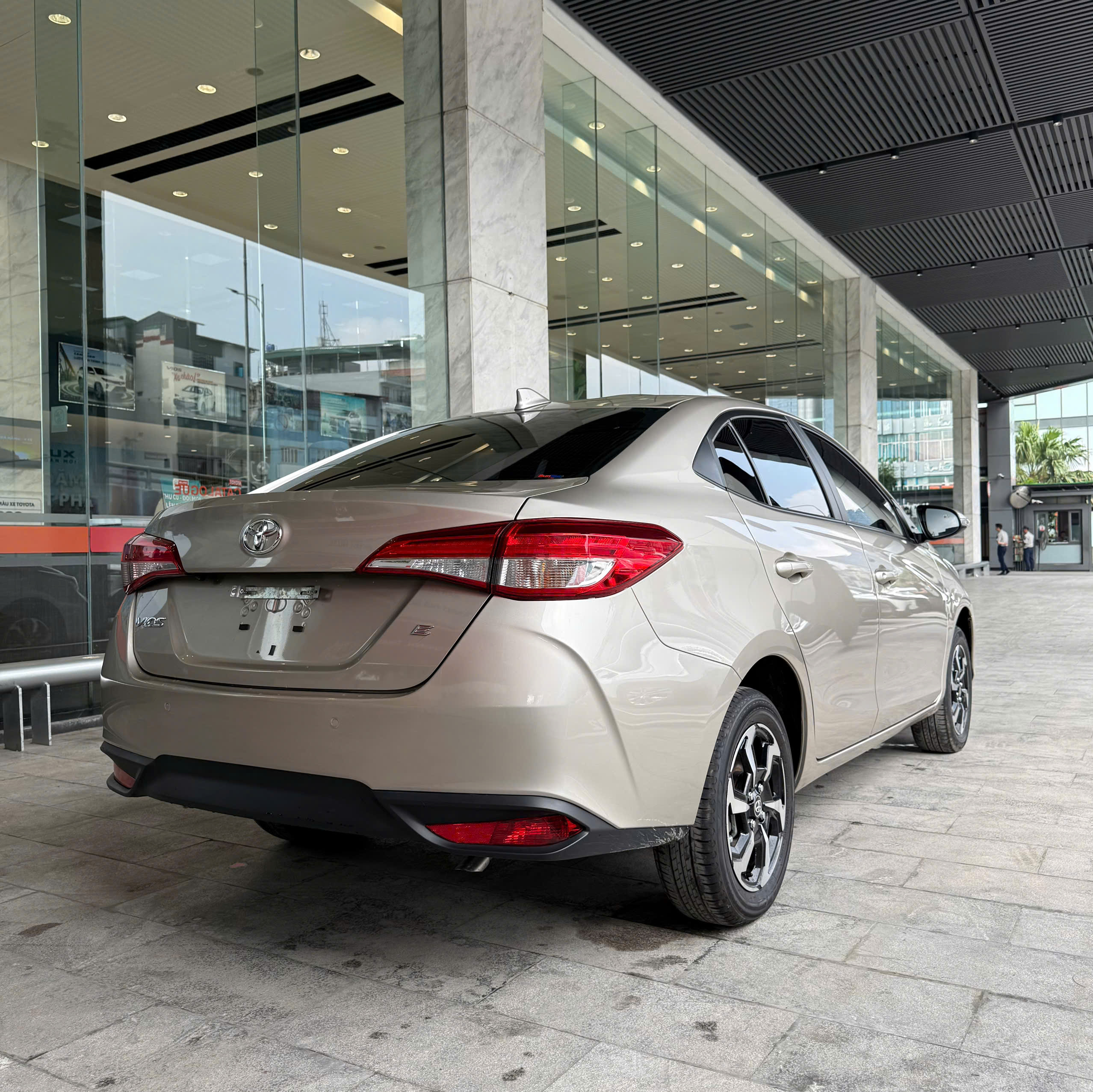 Toyota Vios E 2025 - Ảnh 9