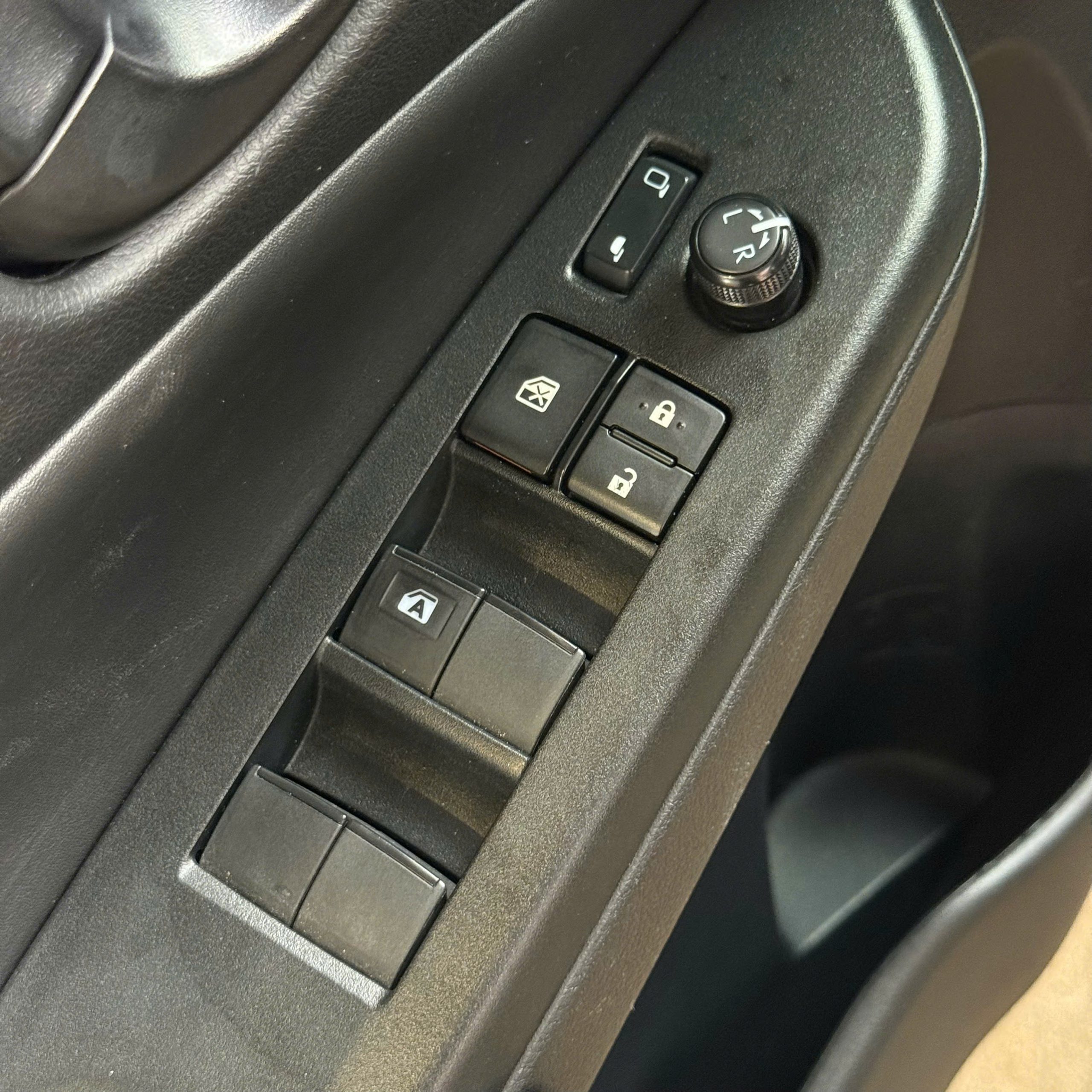 Toyota Vios E 2025 - Ảnh 19