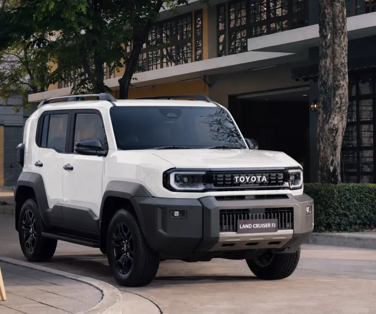 Thông số kỹ thuật Toyota Land Cruiser FJ 2026: Có gì khiến người mê xe địa hình phải chú ý?