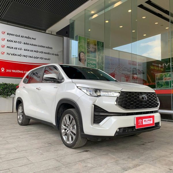 Innova Cross HEV 2024